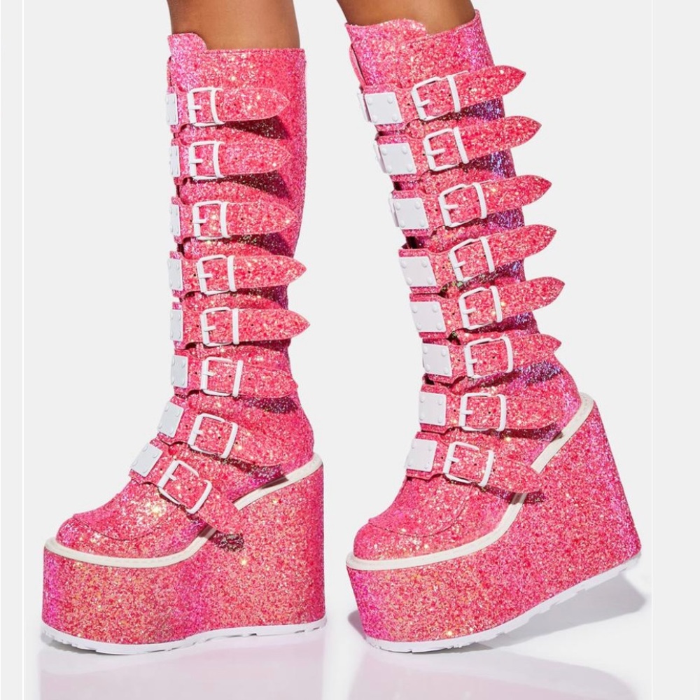 Demonia Trinity Pink Glitter Boots In Box 8  Burning Man festival Dolls Kill